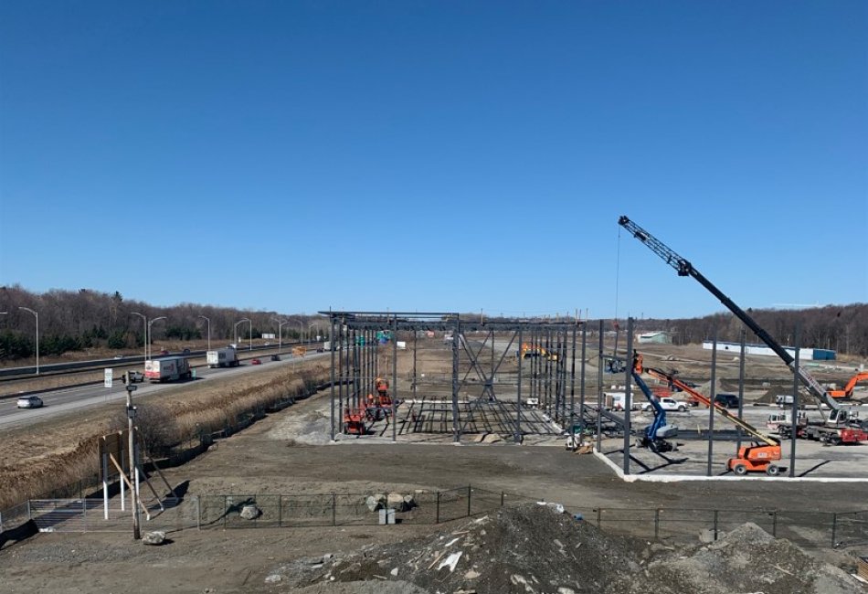 EEGT - St-Hubert Distribution Center 