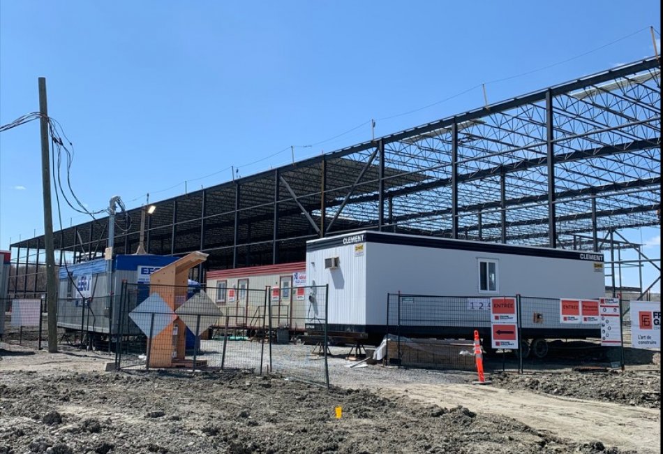 EEGT - St-Hubert Distribution Center 