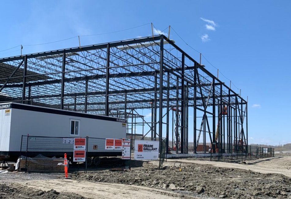 EEGT - St-Hubert Distribution Center 