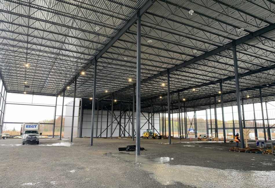 EEGT - St-Hubert Distribution Center 