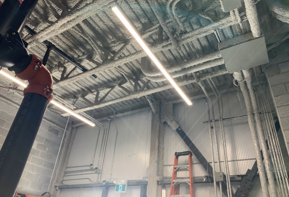 EEGT - St-Hubert Distribution Center 