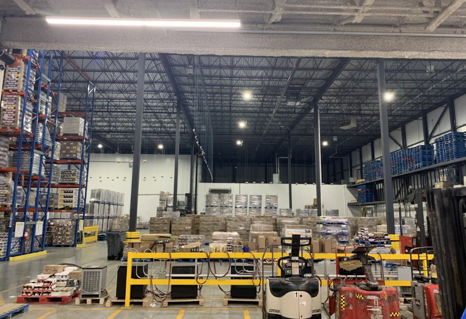 EEGT - St-Hubert Distribution Center 