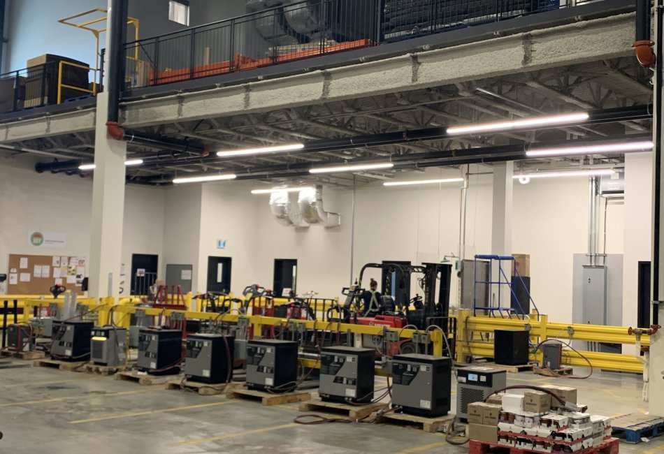 EEGT - St-Hubert Distribution Center 