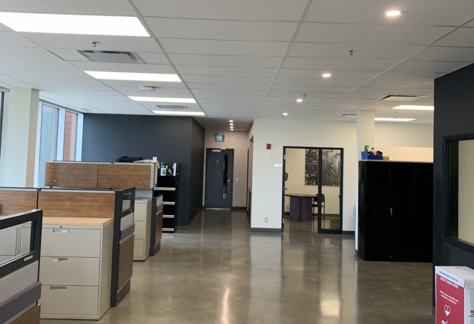 EEGT - St-Hubert Distribution Center 