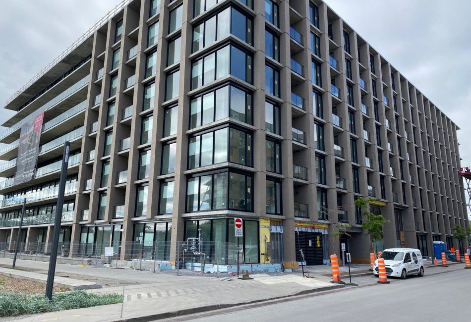EEGT - Charlotte Condos