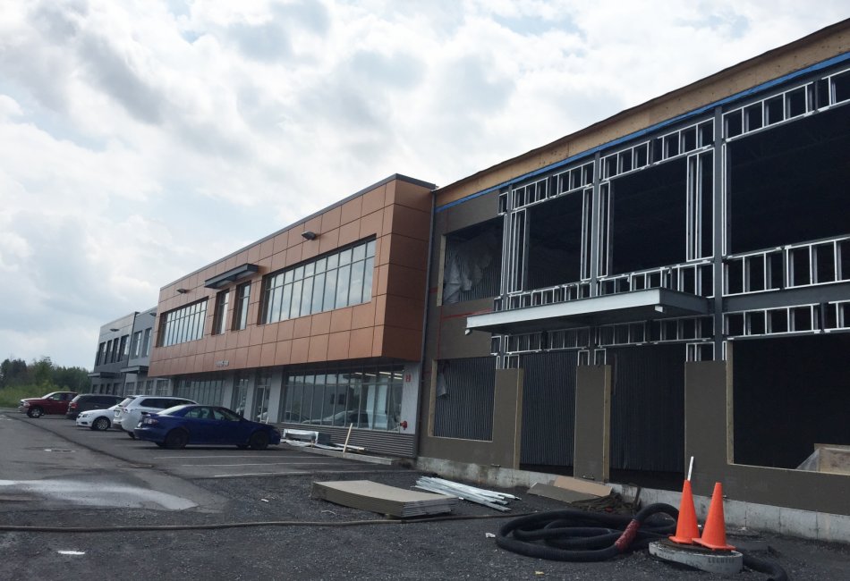 EEGT - Goyer industrial condos