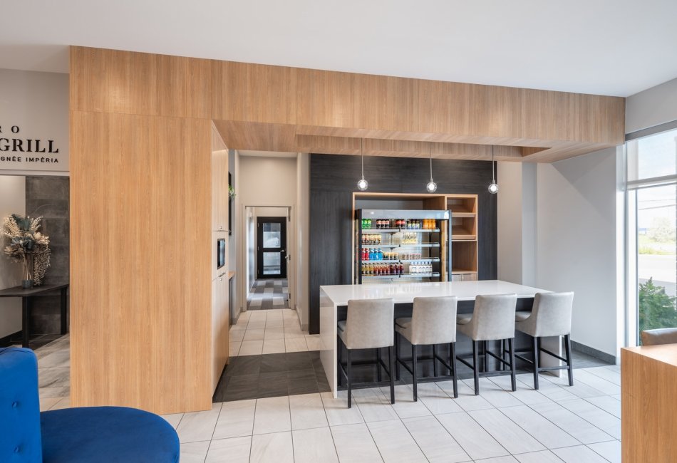 EEGT - Impéria Hôtel & Suites