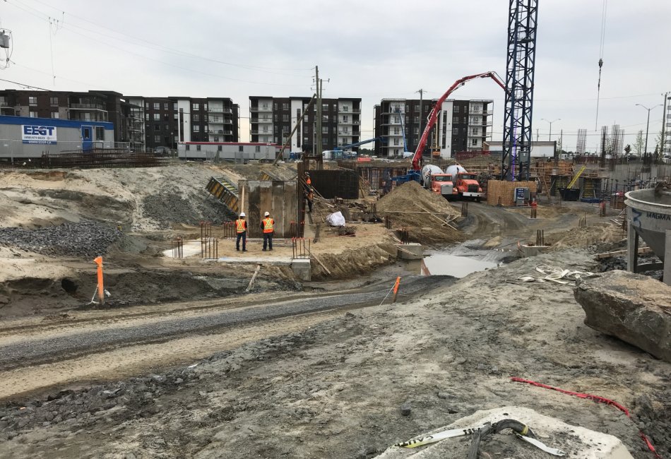 EEGT - Sky Blü Condos Urbains