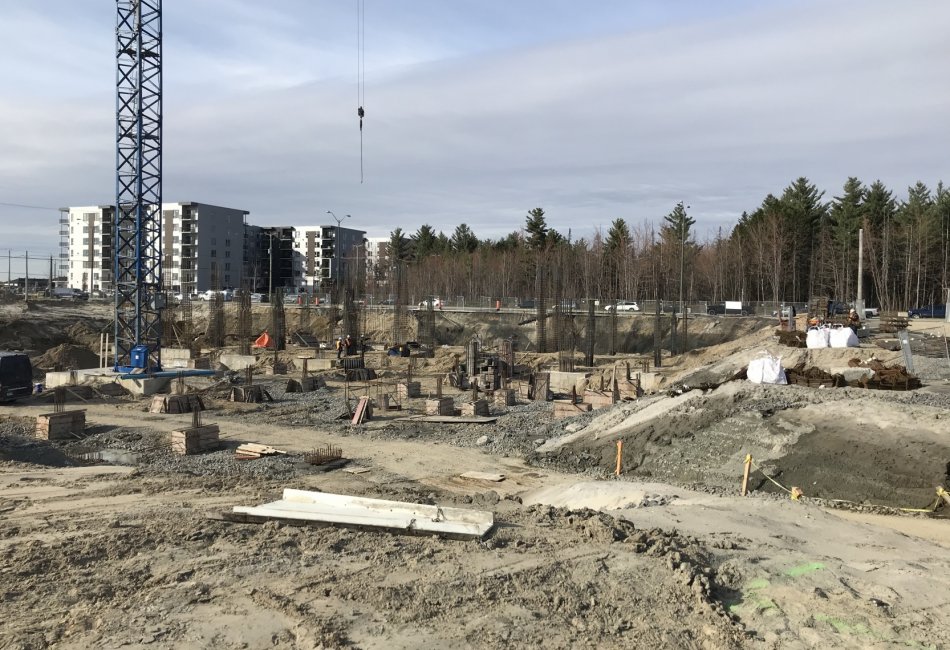 EEGT - Sky Blü Condos Urbains