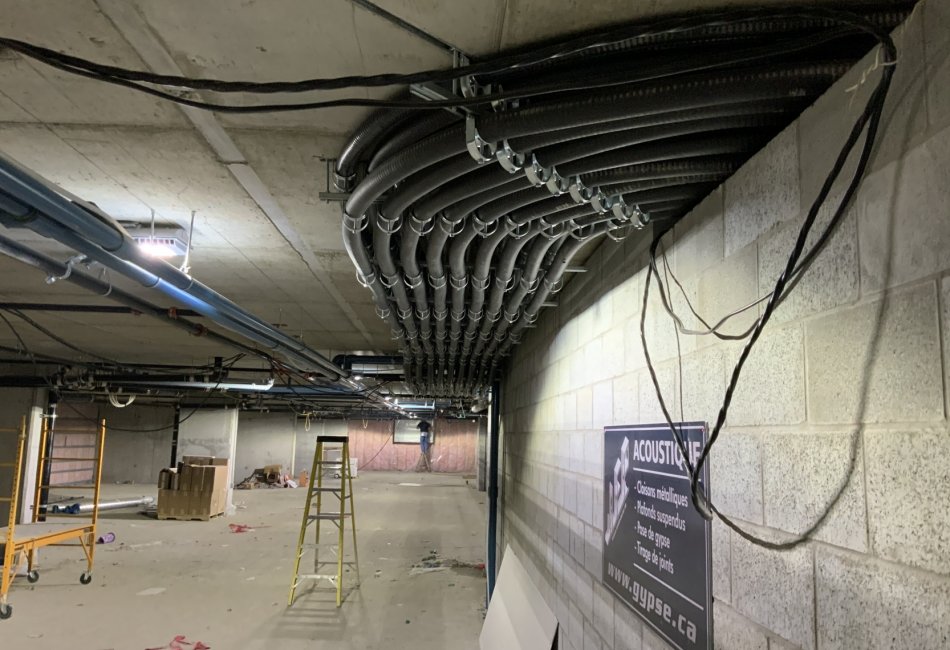 EEGT - Sky Blü Condos Urbains