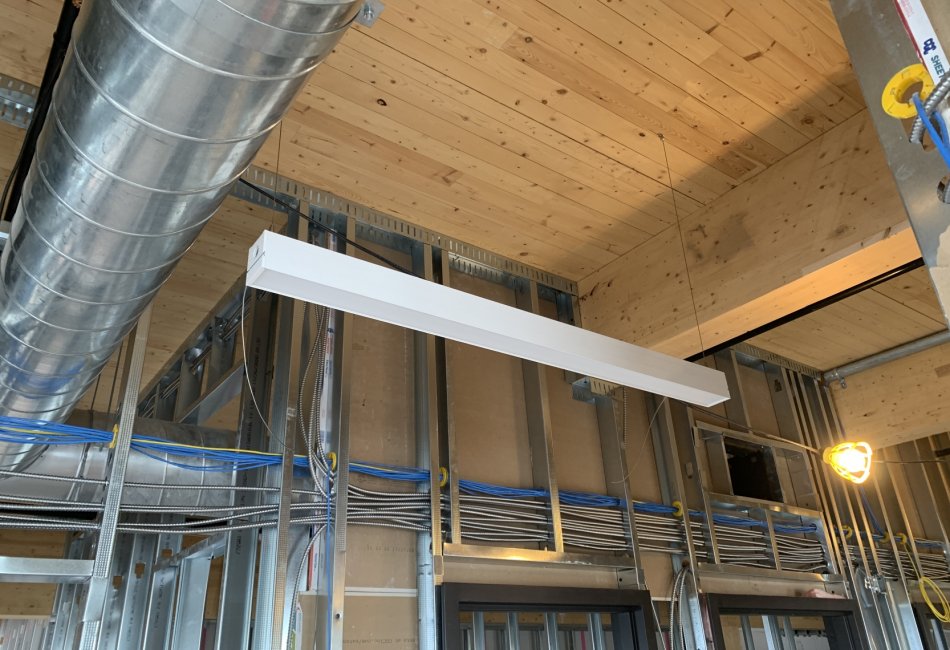 EEGT - Suite 500 − Ray Junior Investissement