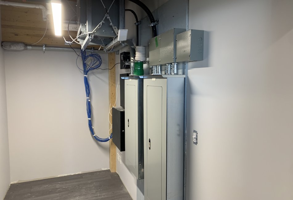 EEGT - Suite 500 − Ray Junior Investissement