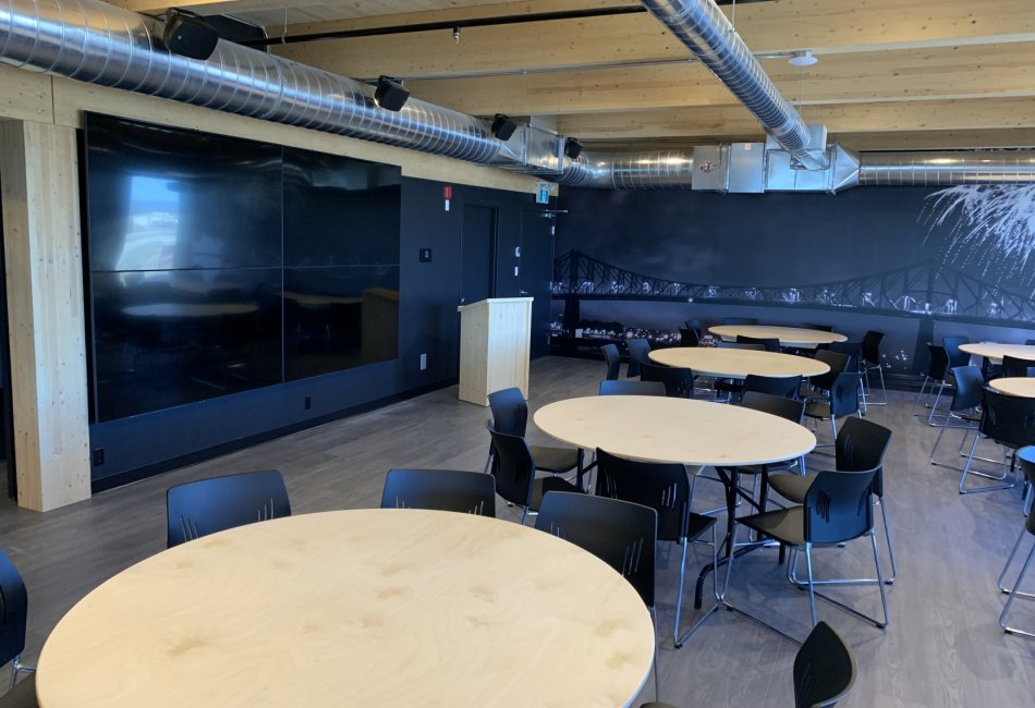 EEGT - Suite 500 − Ray Junior Investissement