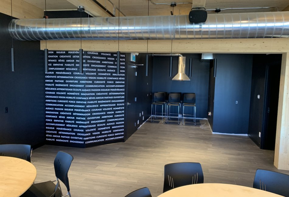 EEGT - Suite 500 − Ray Junior Investissement